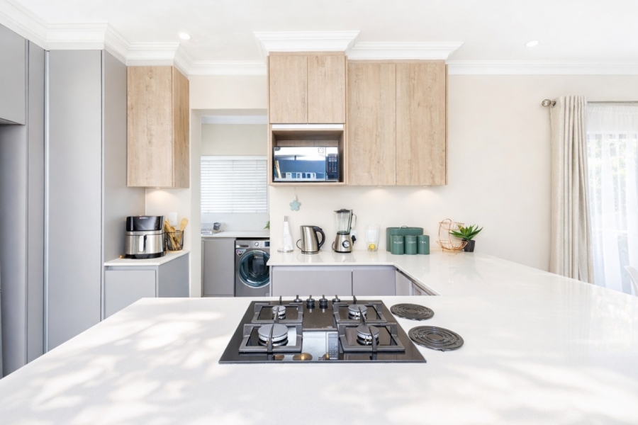 3 Bedroom Property for Sale in Melodie North West